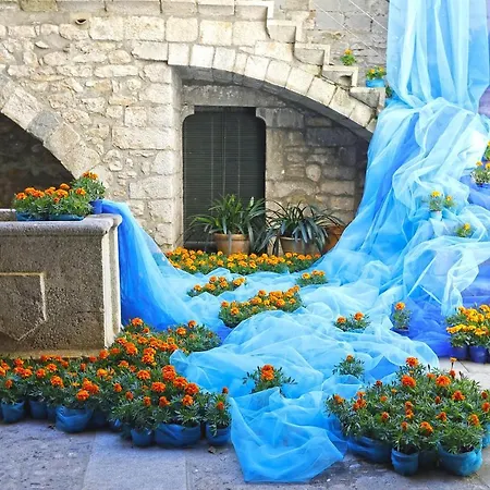 La Lleona * Girona