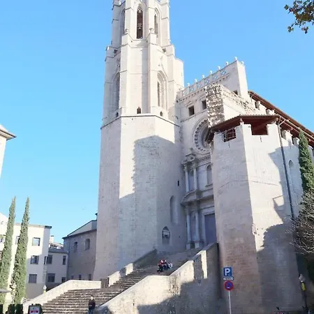 La Lleona * Girona